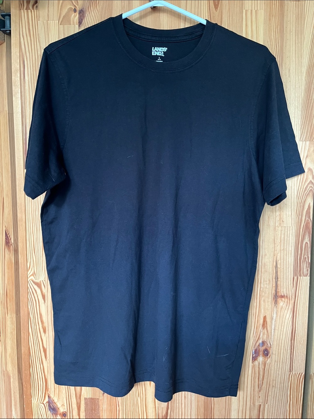 Lands’ End black t-shirt (size L)